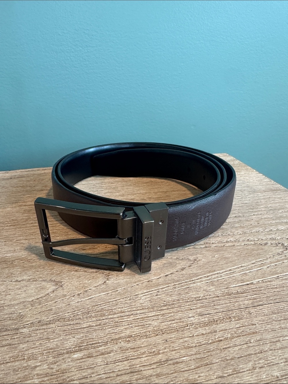 GUESS Reversible Black and Brown Leather Belt with Gunmetal Buckle